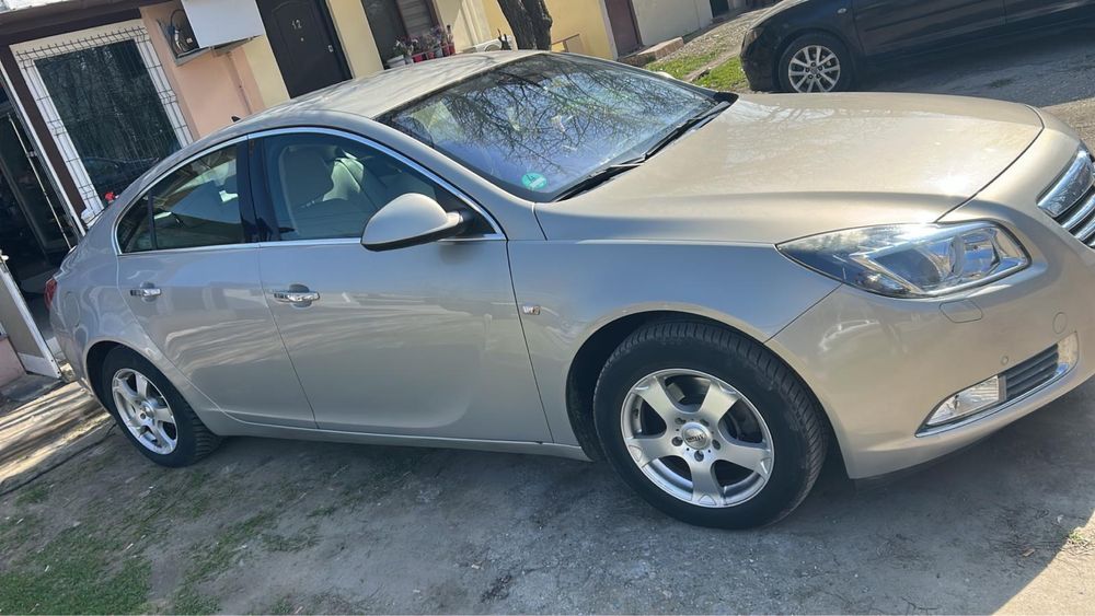 Opel insignia 2.0 diesel an 2013