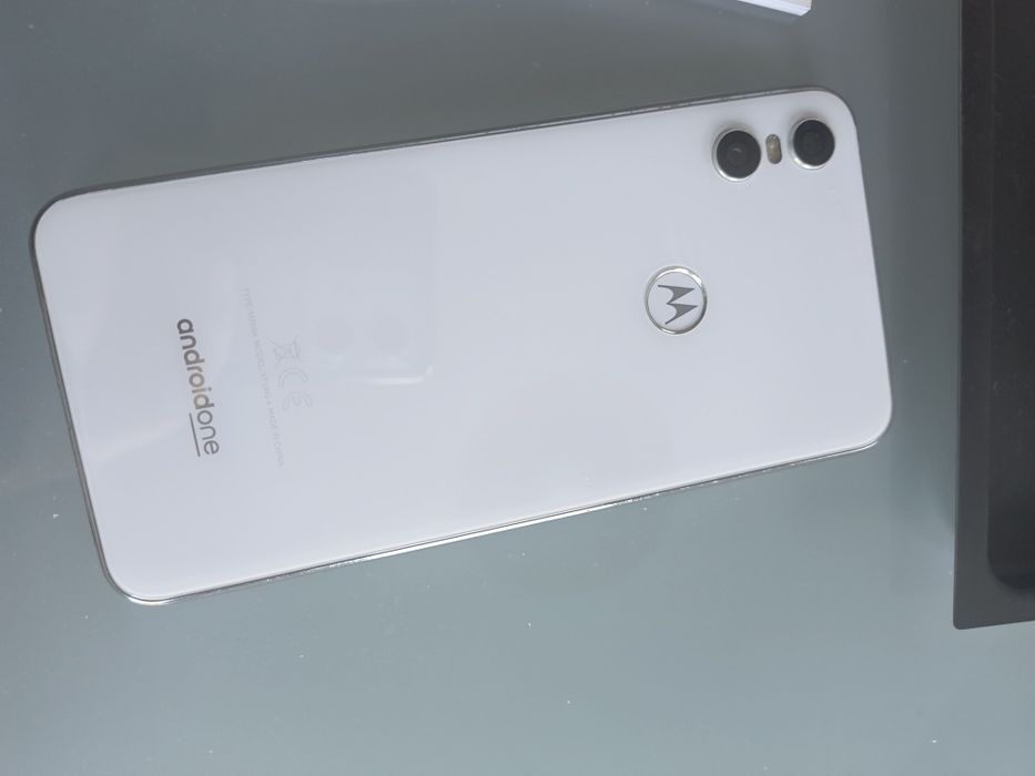 Motorla One 64gb 4gb RAM