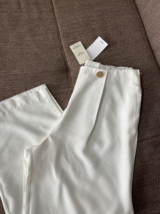 Pantaloni albi Mango noi