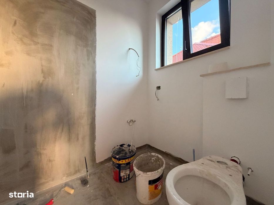 Duplex | Etaj 1 + Mansarda | Loc De Parcare | Oportunitate