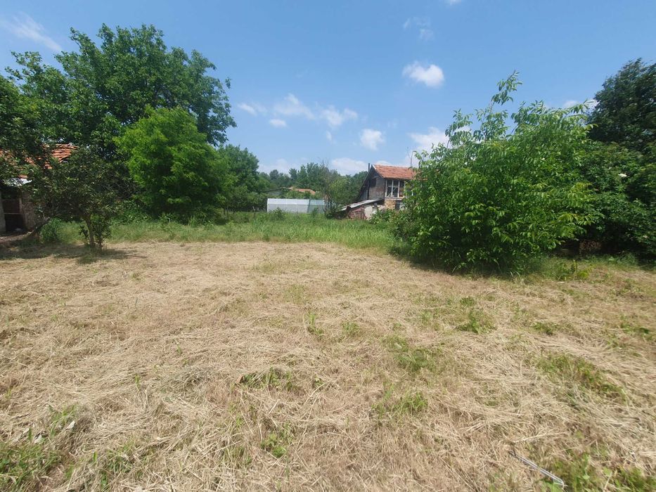 Продава се Парцел в Долна Оряховица - 1260 кв.м за 22 €/кв.м - Снимка #5