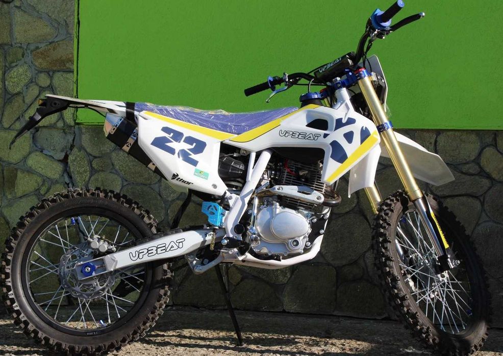 Кросов мотор “UpBeat TC 250cc cross” със стартер Husqvarna Design