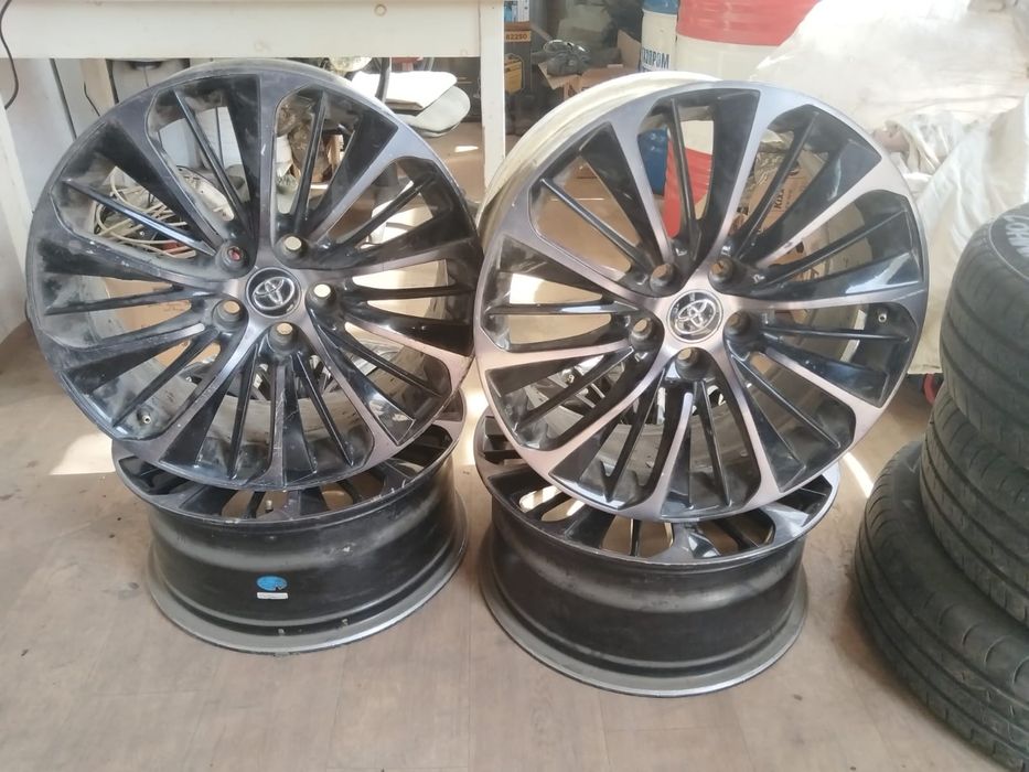 Продам диски на камри