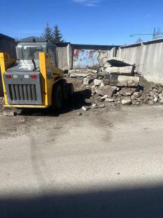 Услуги с Мини багер , Бобкат и Самосвал