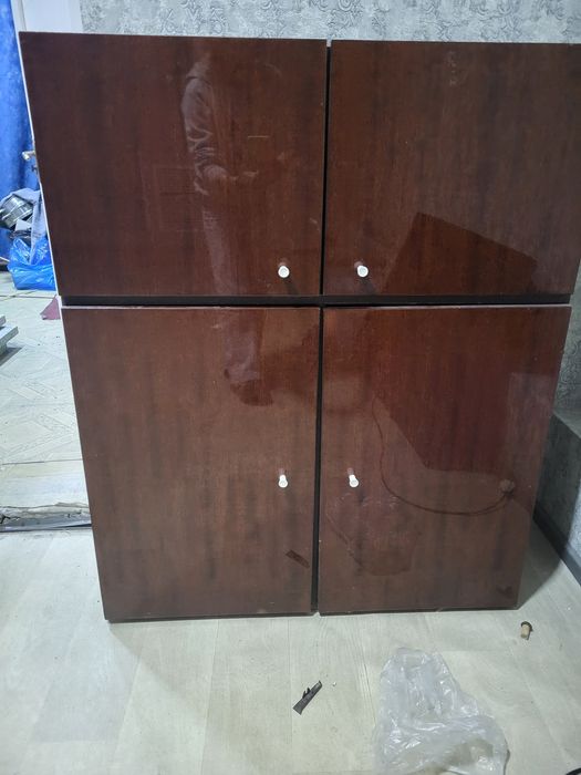 Продаётся шкаф все по 3000тысяча