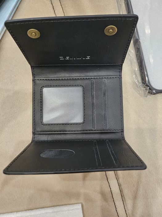 Кожен калъф   за Iphone 16 Pro