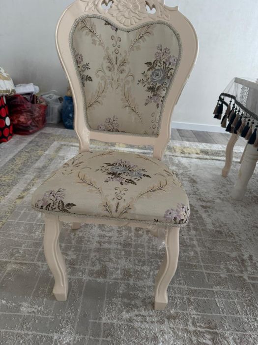 Продается стулья