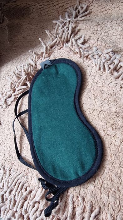 Продам маску на глаза для сна