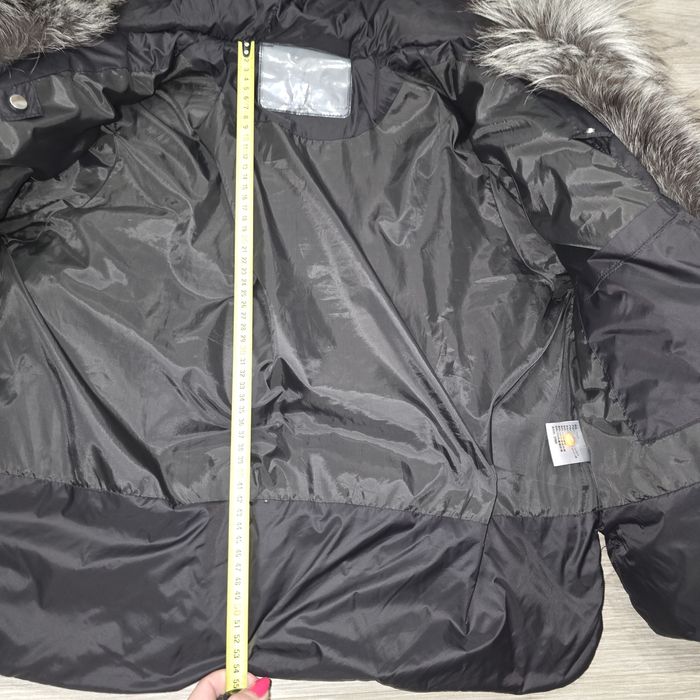 Черно яке с естествен косъм от сребърна лисица