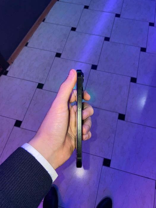 Iphone 15 srochna sotiladi