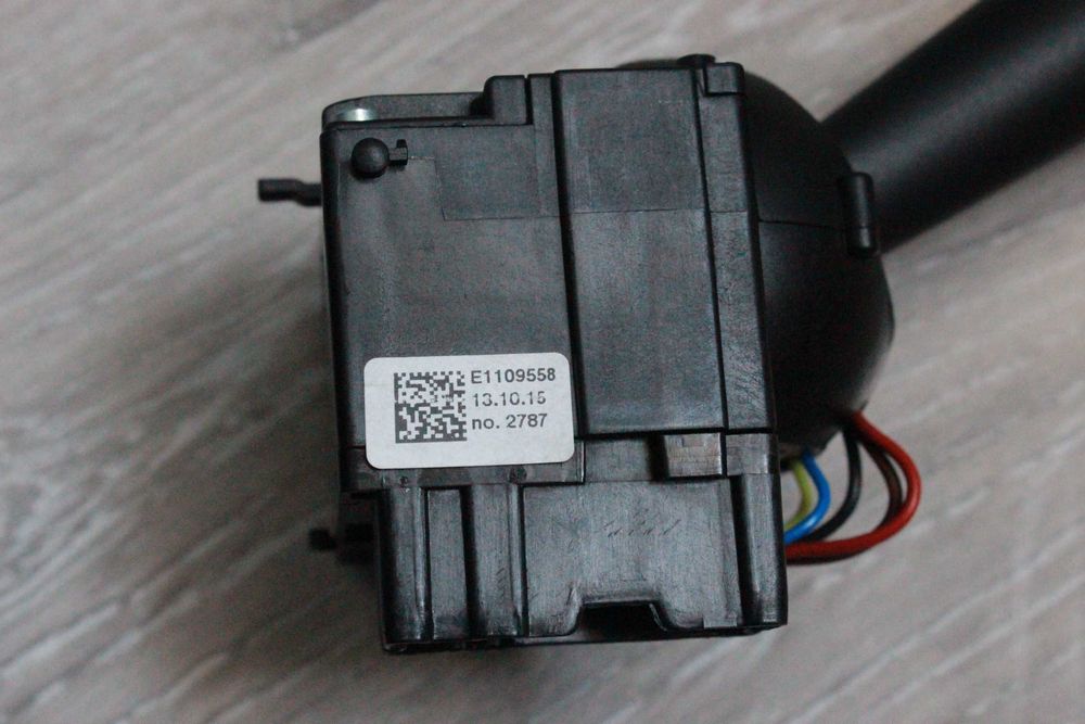 Bloc Lumini  Manetă Semnalizare Dacia Logan 2- Originală