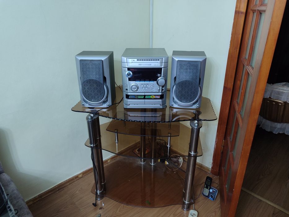 Музыкальный центр