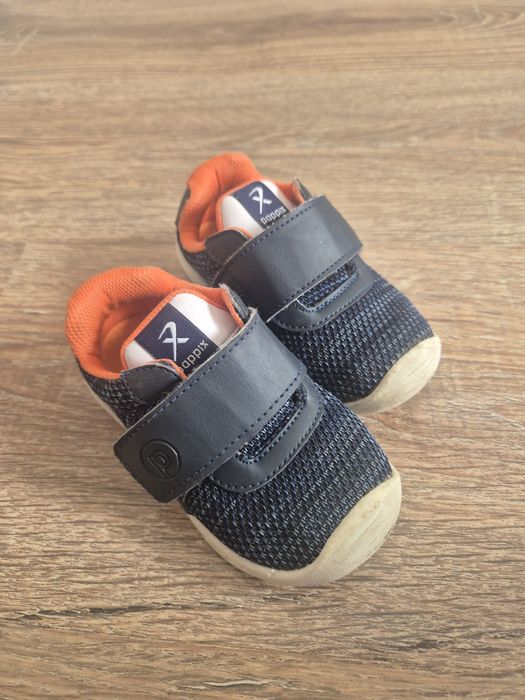 Детская обувь кроссовки