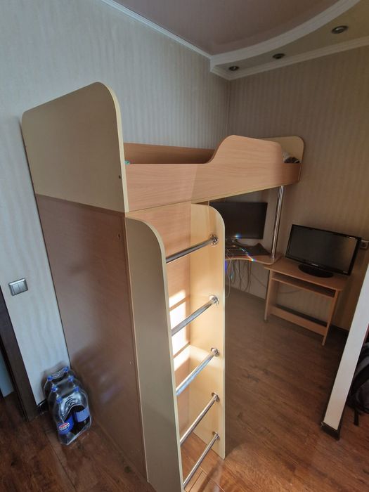 Продам детскую кровать