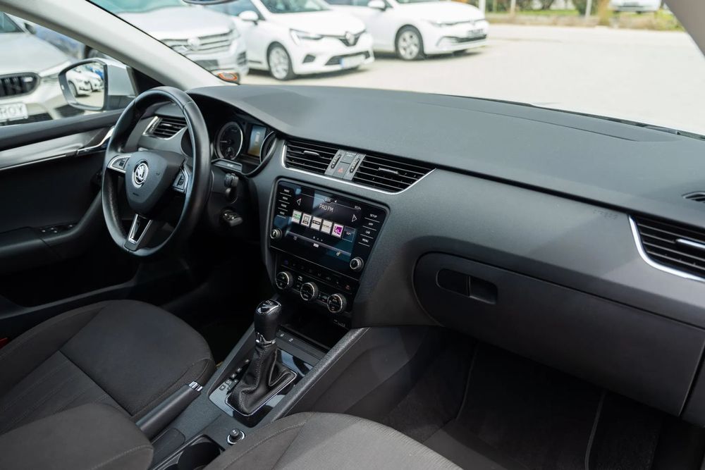 Skoda Octavia 1.6 diesel, cutie viteze automata, Garantie, Front assist