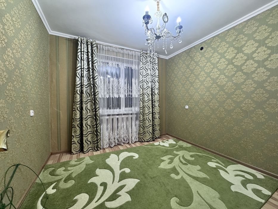 Продается 3 х комнатная в 6 микрорайоне