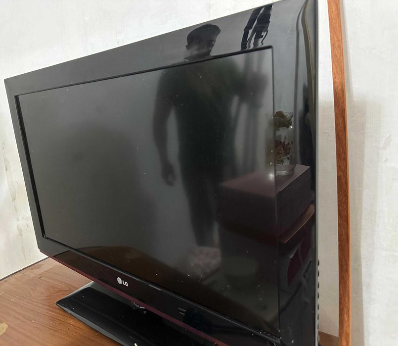 Рабочий телевизор LG