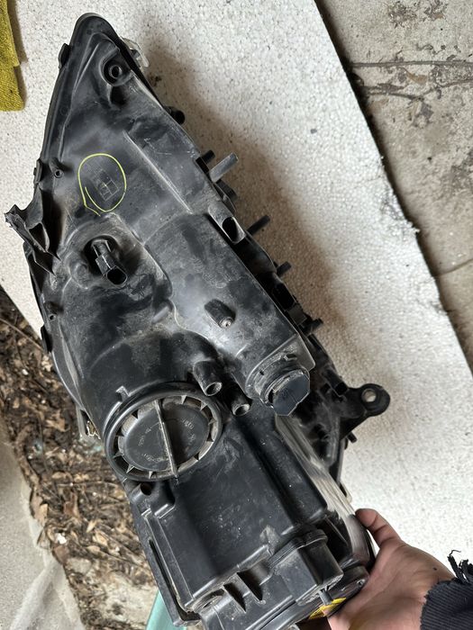 Mercedes ML w164 ляв фар Оем