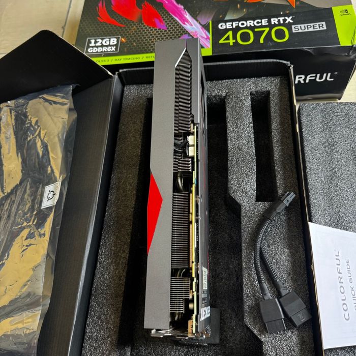 Видеокарта Colorful RTX 4070 BattleAXE