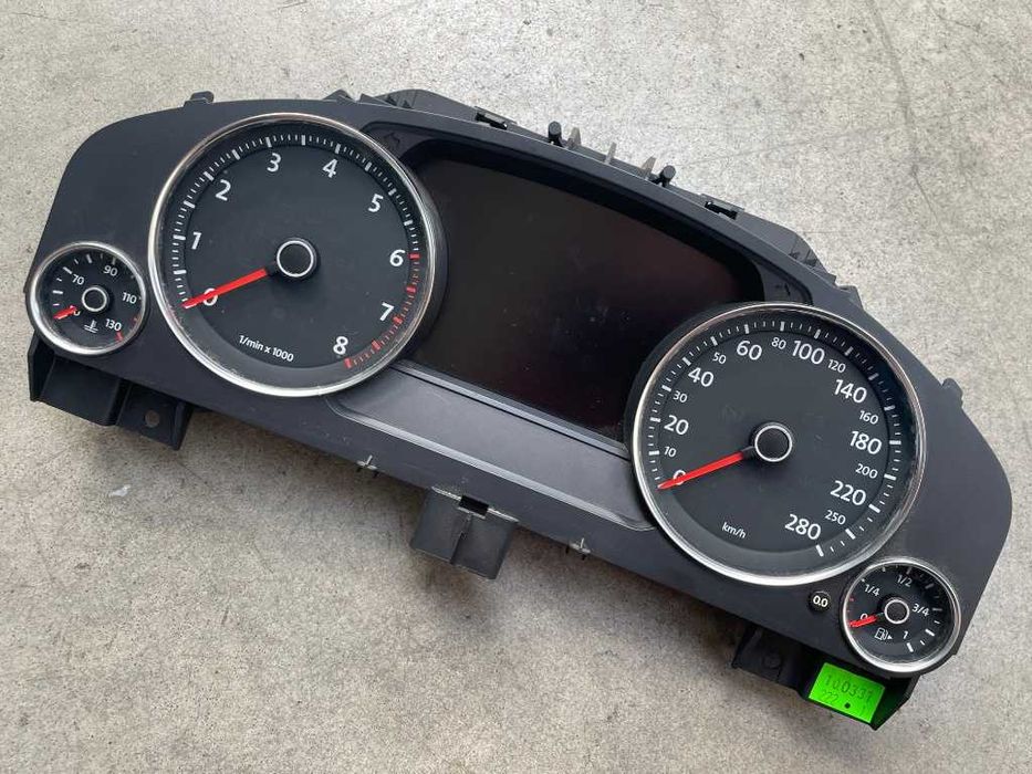 Ceasuri de bord Vw Touareg 7P benzina cod 7P6920880E