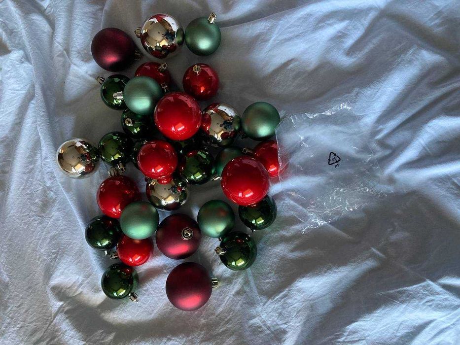 Коледна елха с украси (Ikea)