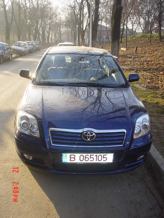 PREȚ MIC – Toyota Avensis 2.2 D-4D 150 CP – merge foarte bine