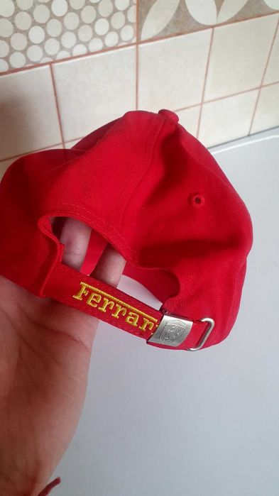 Шапки Scuderia Ferrari