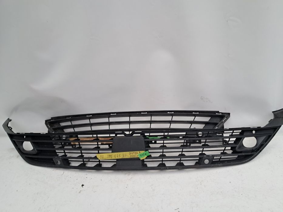 Грил решетка  Opel Zafira  Opel Astra L Opel Astra  K
