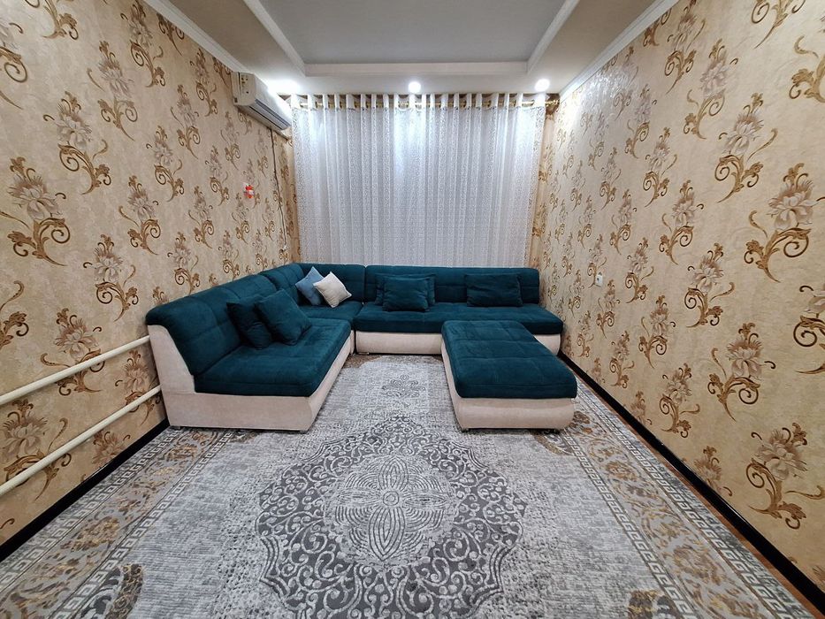 Состояниеси жаксы диван сатылады.