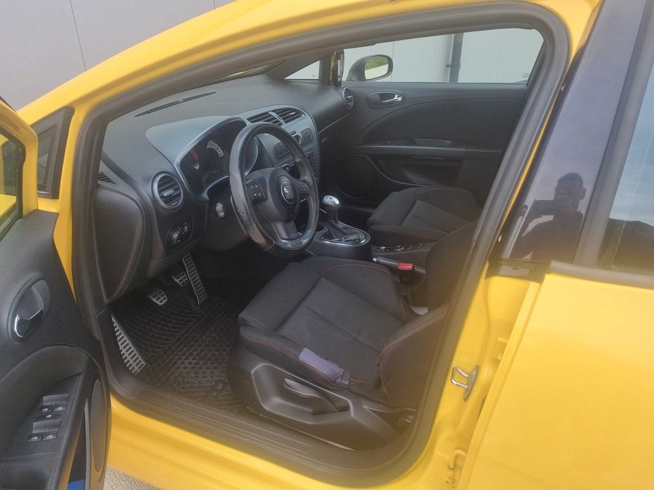 Seat Leon Cupra,an fabricatie 2007,241 CP