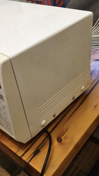 Микроволновка Панасоник NN-ST337W