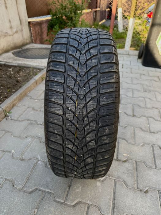 Anvelope de iarna 205/55/R16