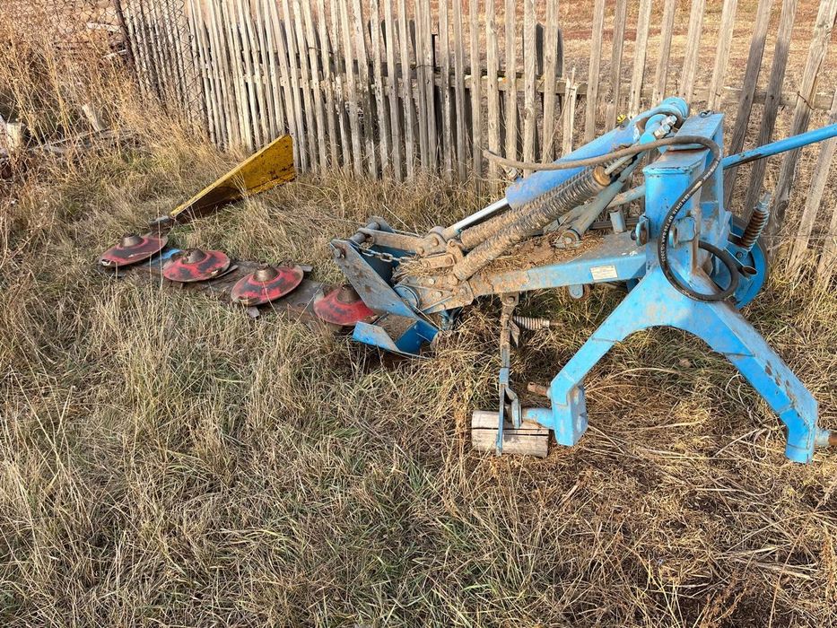 Продам косилку навесную