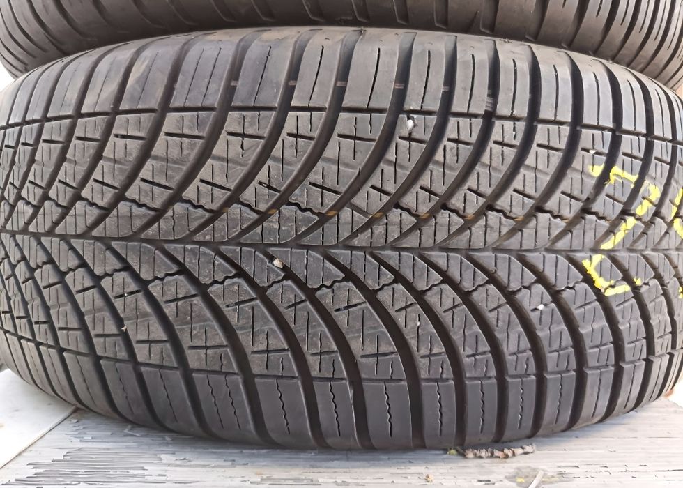 Anvelope Goodyear all season 205 55 16 ca noi