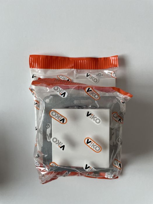 Единичен ключ / Шуко Viko Каре Бял