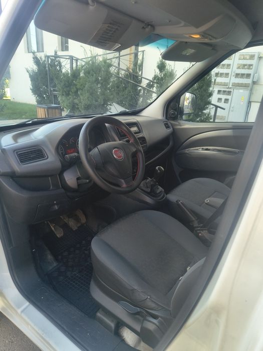Vând fiat doblo maxi 1.3cdti euro5 AC functional