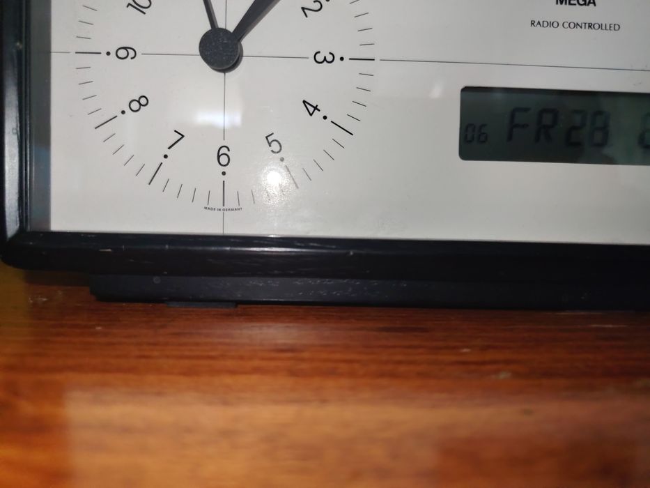 Ceas Jughans Radio controlat