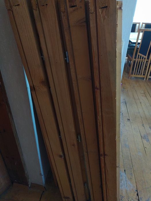 Продавам нова дървена дограма