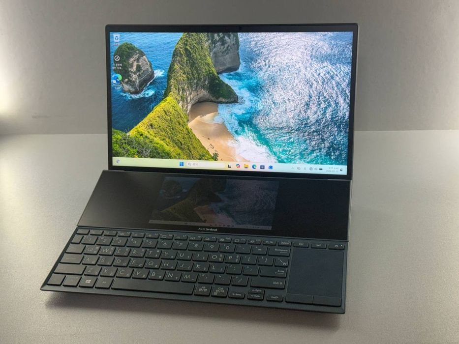 ASUS ZenBook notebook