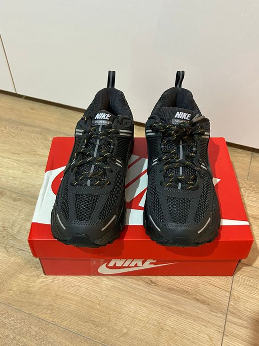 Nike Vomero 5, marimea, 39, noi