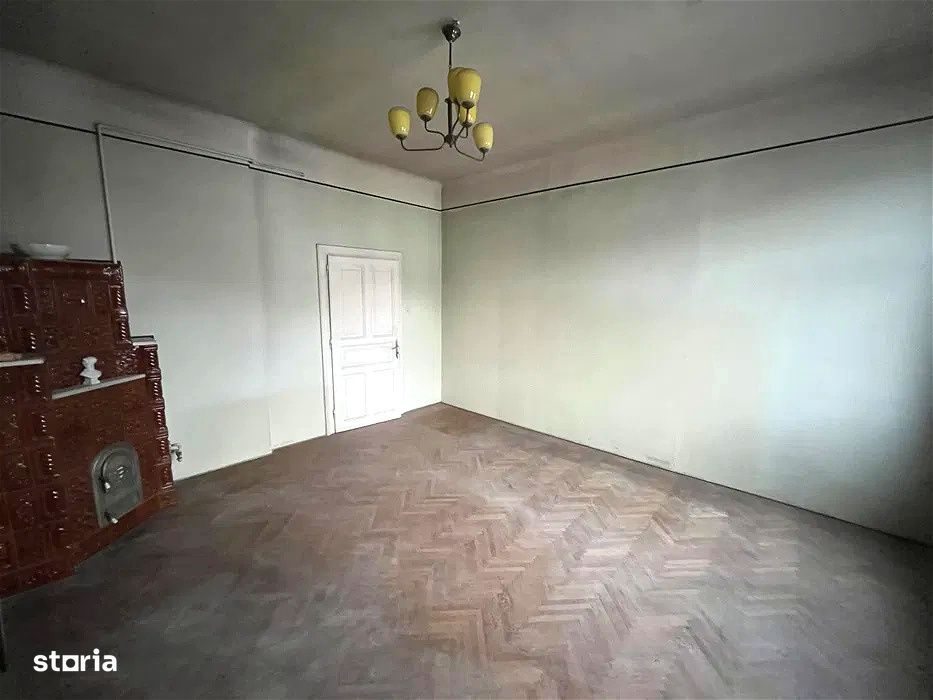 Apartament 3 camere in vila | 95mp | Renovabil | Zona Parcul Central!