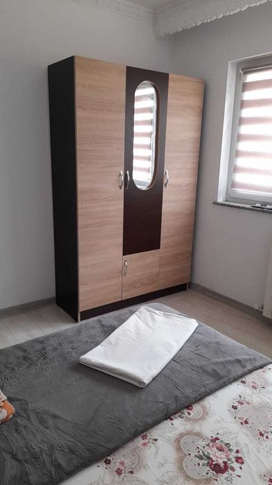 Apartament de închiriat