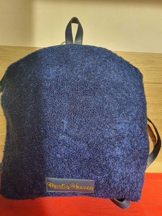 Зимна раница (dark blue) на Marti's Heaven
