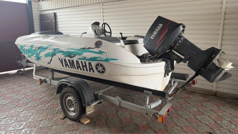 Лодка “Yamaha” в отличном состояний
