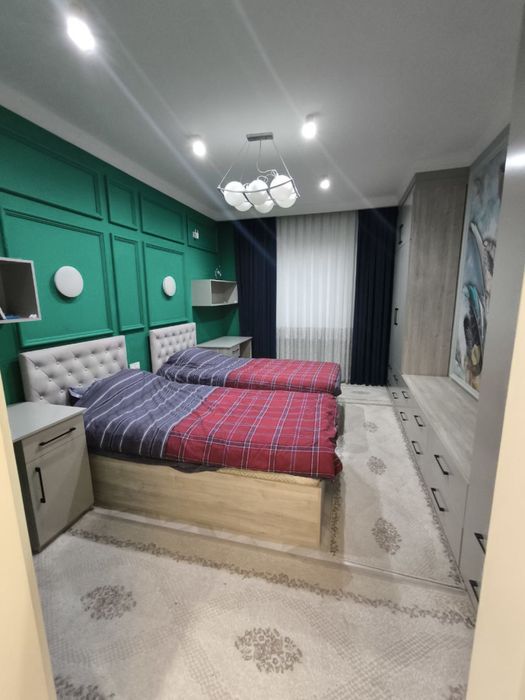 Продается 4 комн квартира в Ц квартале V650