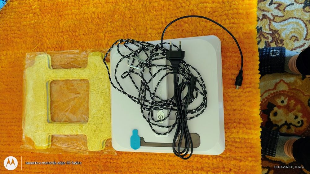 Робот за почистване на стъкла