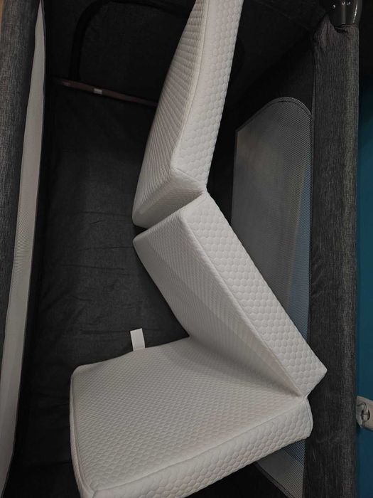 Преносима бебешка кошара Cangaroo Skyglow със сгъваем матрак