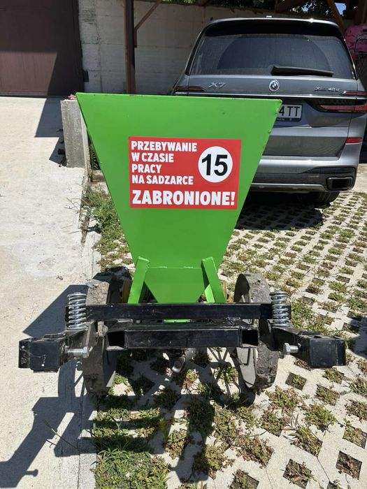 2 бр машини за сеене и васене на картофи