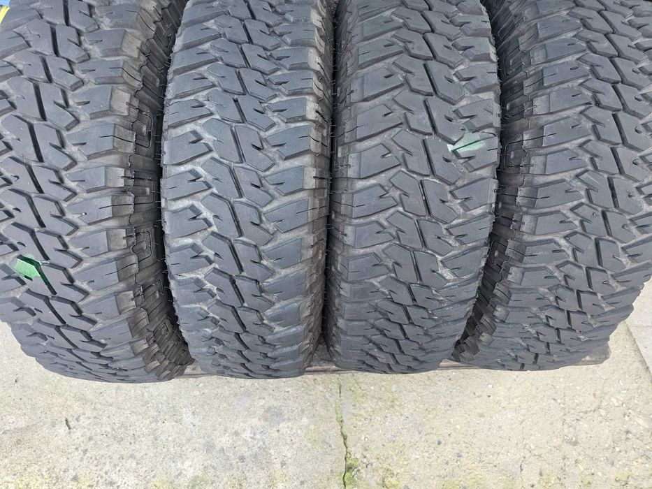 Anvelope LT 235 85 16