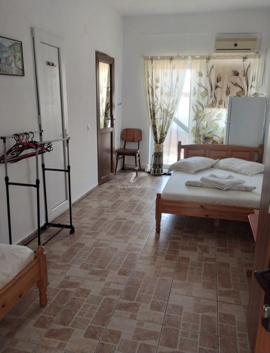 Cazare Eforie Nord-garsoniere cu baie proprie,bucatarie comuna,etaj 4